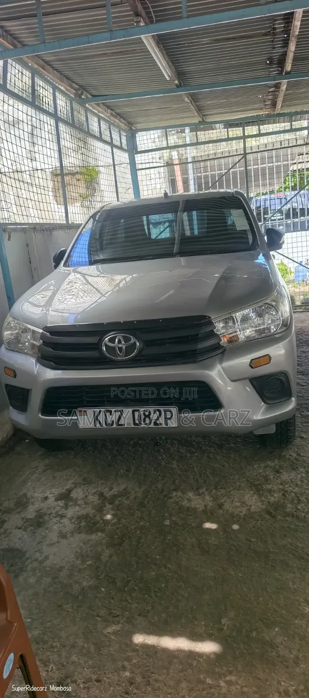 Toyota Hilux 2.4 Diesel Single Cab 2020 - 1