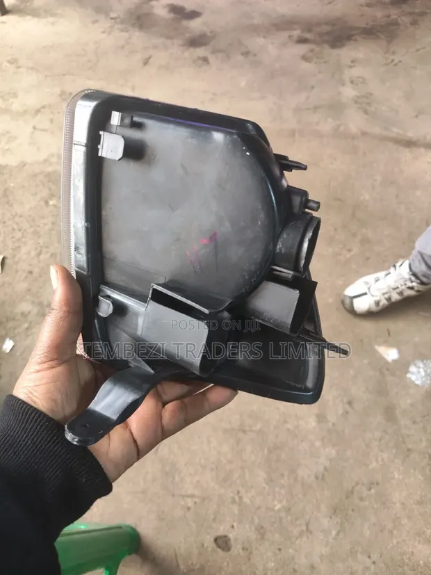 Toyota TownAce Old Model Corner Lamp / Turn Signal - 1