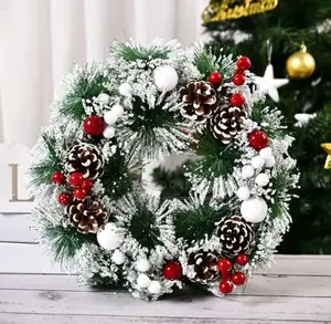 Snow Christmas Wreath (32cm)