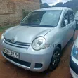 Toyota Sienta 2016 Silver - 2