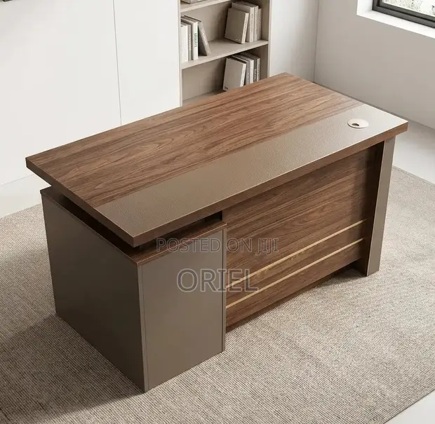 1400mm Home Office Desk - Spacious Modern Workstation - 1