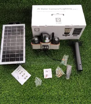 Premium Solar Floodlight CCTV - 3 Lens PTZ Camera