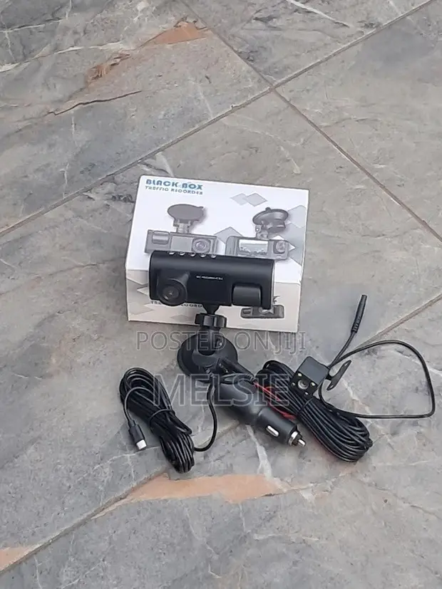 Triple-Lens Black Box Traffic Recorder (3 Cameras) - 1