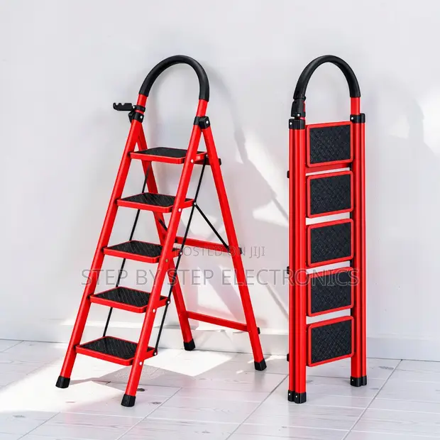 Heavy-Duty Folding Step Ladder (2-5 Steps) - 1