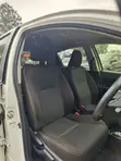 Toyota Vitz 1.0 FWD 5dr 2019 White - 5
