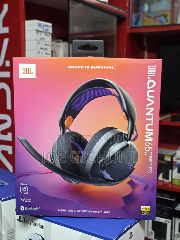 JBL Quantum 650 Wireless Gaming Headset - 1