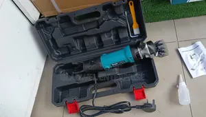 Makita Electric Sheep Shearing Kit