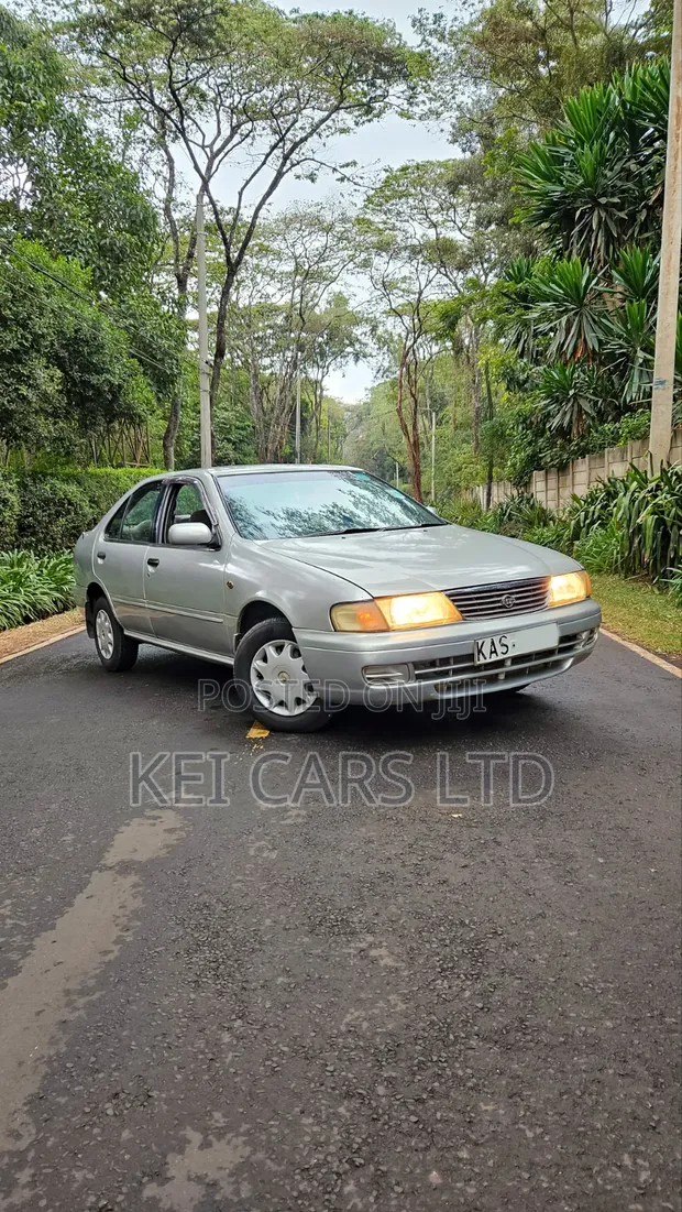 Nissan Sunny Super Saloon 1997 - 1