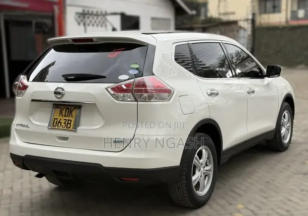 Nissan X-Trail 2015 Pearl - 1