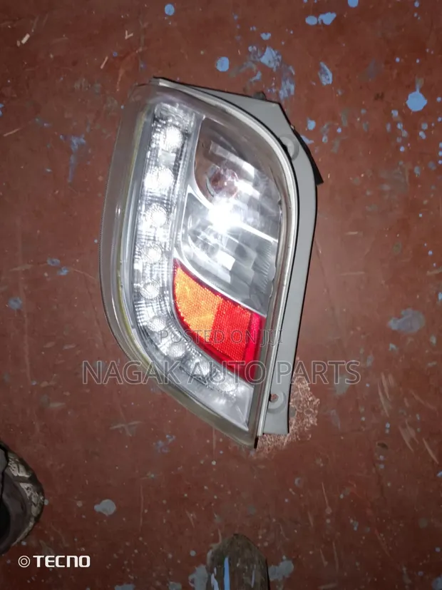 Daihatsu Mira 2015 Clear Tail Light - 1