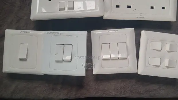 ITC 2-Gang Light Switch - 1