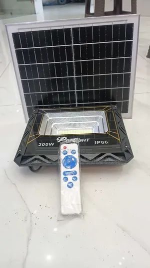 DP Solar Floodlight 200W with Remote
