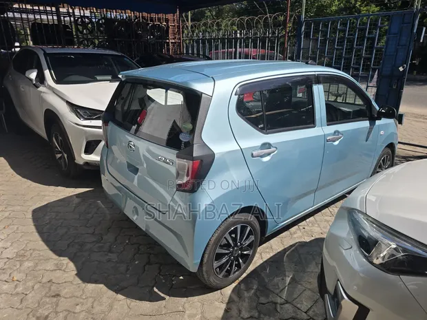 Daihatsu Mira 2019 Blue - 1