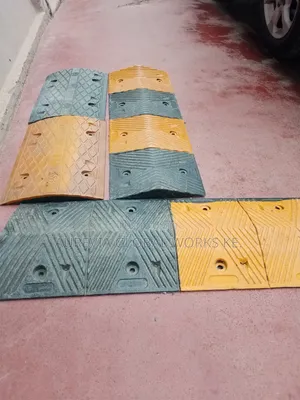 1m Rubber Speed Bump (50mm Thick)