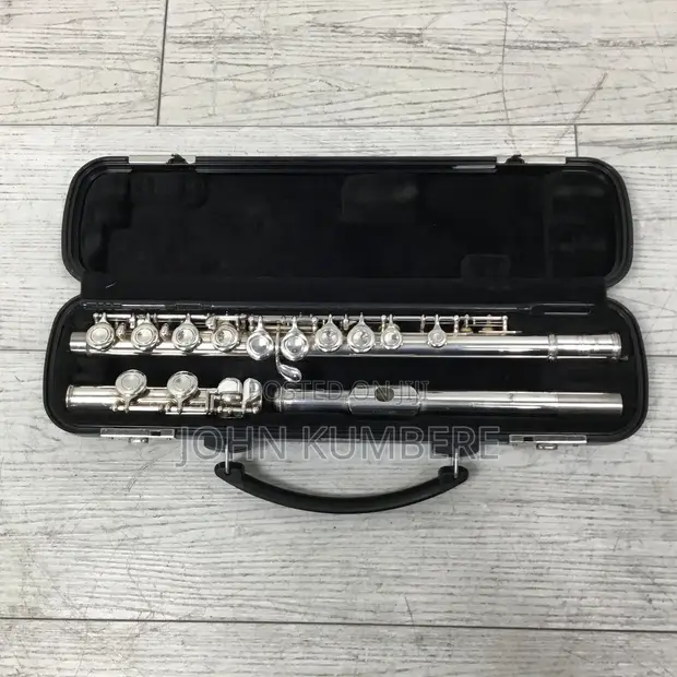 Used Yamaha Flute - 1