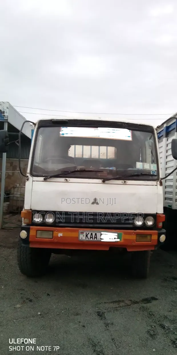 Mitsubishi Fuso Rigid Truck - 1