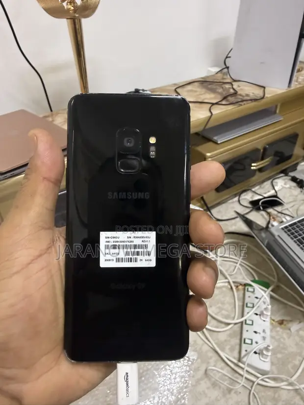 Samsung Galaxy S9 64GB Black - 1