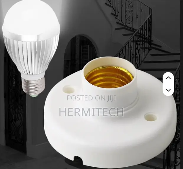 HD Wi-Fi Bulb Socket Security Camera with Night Vision - 1