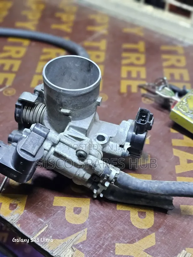 Toyota Probox Throttle Body (1NZ Engine, Cable Type) - 1