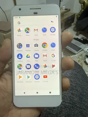 Google Pixel 32GB Gold (Refurbished)