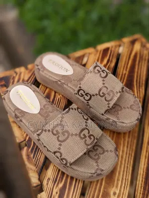 Brown Classic Sandals - Women's Size 40-42