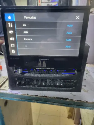 Pioneer AVH-Z7250BT, JEC 400W Booster & Boschman Equalizer