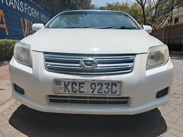 Toyota Axio 2009 White - 1