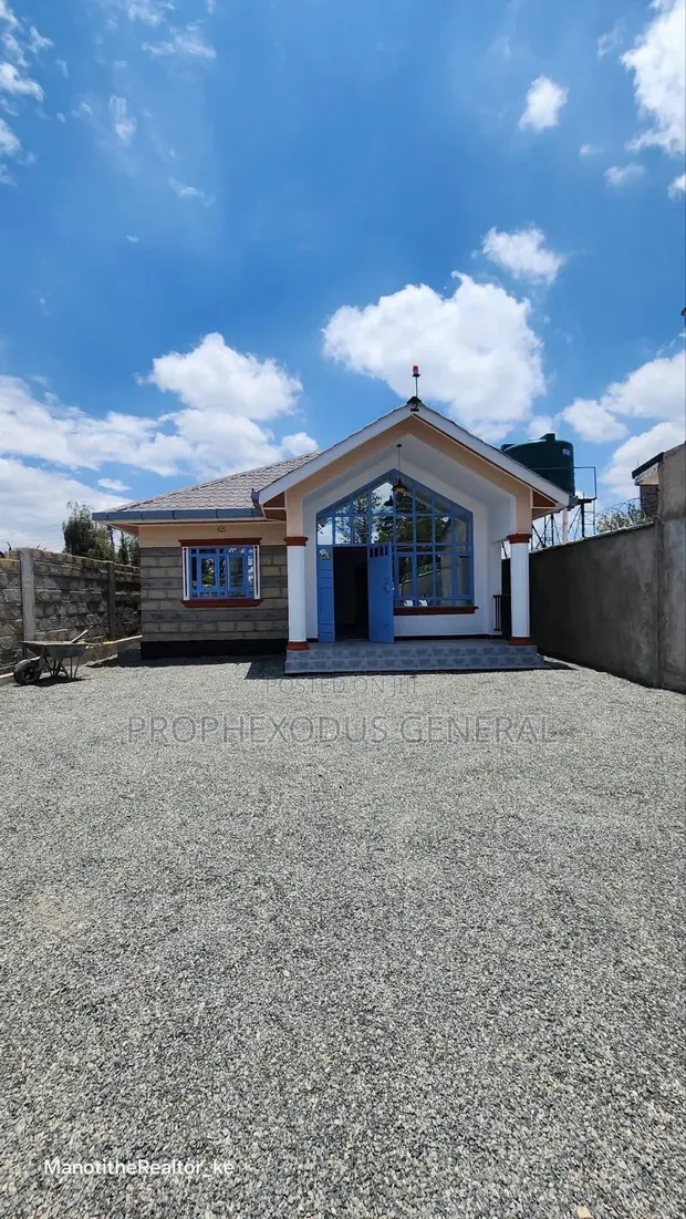 3 Bedroom Bungalow for Sale in Rimpa - 1