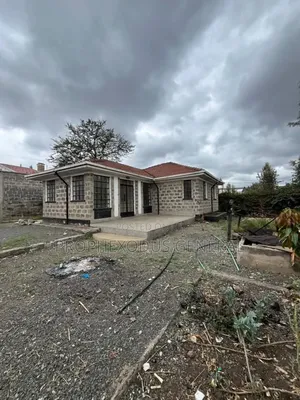 3 Bedroom Bungalow for Sale in Kandisi