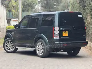 2015 Land Rover Discovery HSE Luxury