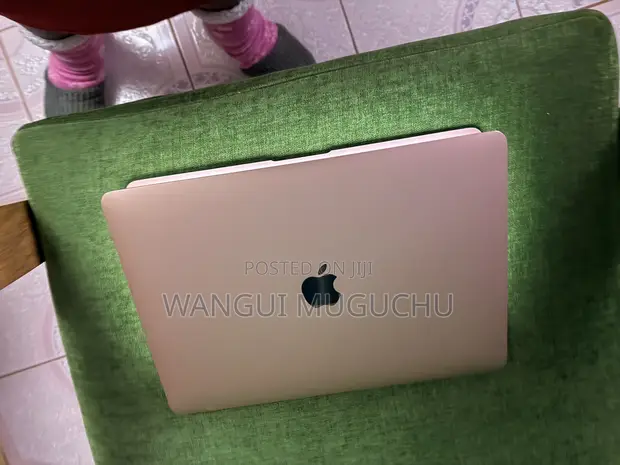 Apple MacBook Air M1 8GB RAM 256GB SSD - 1