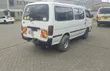 Toyota Grand HiAce 2002 White - 5