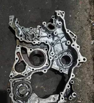 Toyota Hilux Vigo 1GD Engine Oil Pump Cover