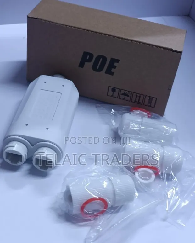 1-in-2-out PoE Splitter - 1