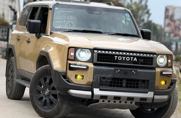 Toyota Land Cruiser Prado 2.8 Beige 2024 - 1