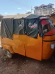 Piaggio Scooter 2022 Njano - 3