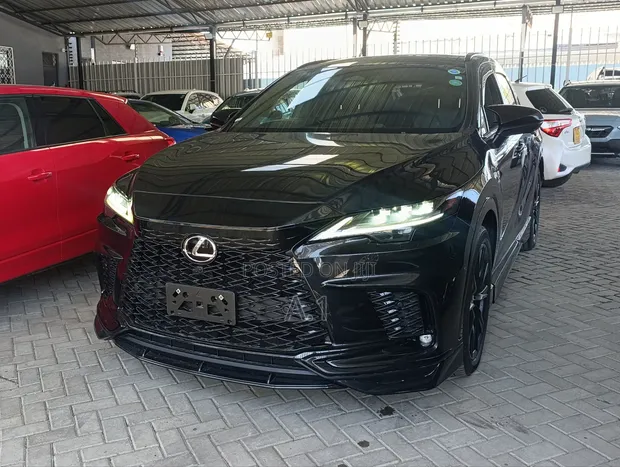 Lexus RX 500h F SPORT Performance AWD 2023 - 1