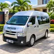 Toyota HiAce 2010 Nyeusi - 1