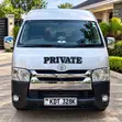 Toyota HiAce 2010 Nyeusi - 3