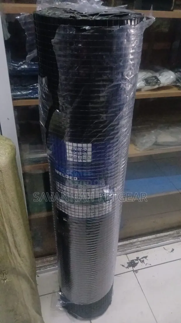 PVC Coated Welded Wire Mesh Roll (21g, 1/2'' x 4ft x 25m) - 1