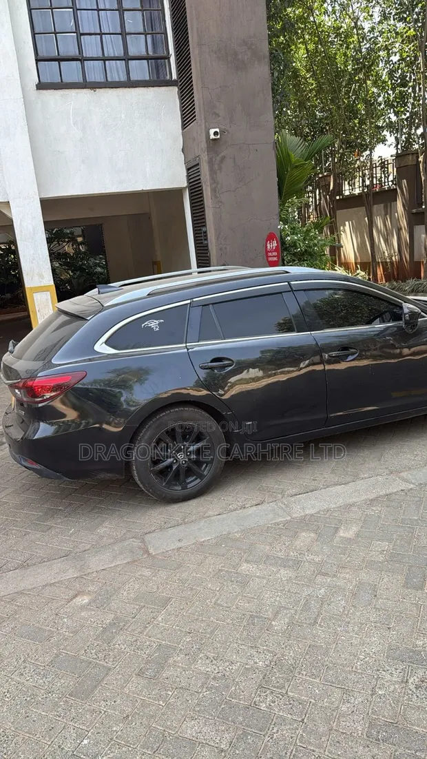 Mazda Atenza 5 Seater kwa Kukodi - 1