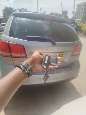 Kupanga Ufunguo wa Gari la Dodge Journey