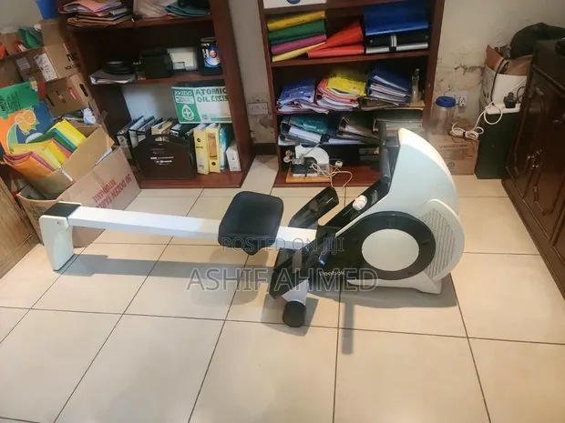 Reebok Rowing Machine - 1