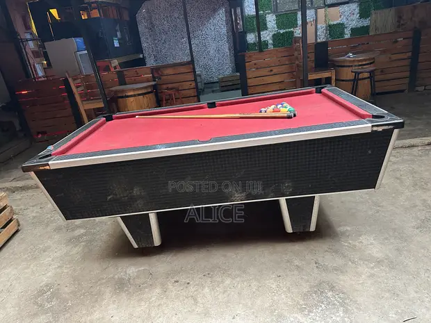 Pool Table ya Kibiashara 7ft x 4ft na Slate Top na Vifaa - 1
