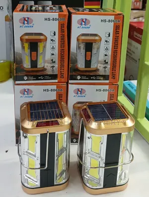 Taa Inayochajiwa kwa Solar