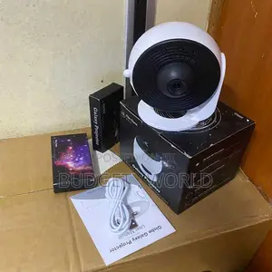 12-in-1 Sayari Halisi ya Projector - Nyeupe