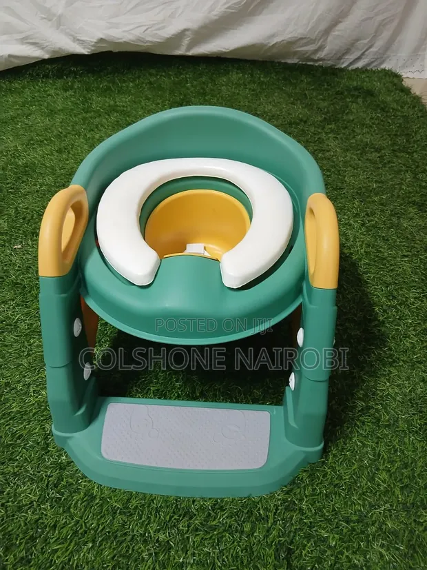 Kiti cha Mafunzo ya Potty kwa Watoto Wadogo chenye Kiti laini na Vishikizo - 1