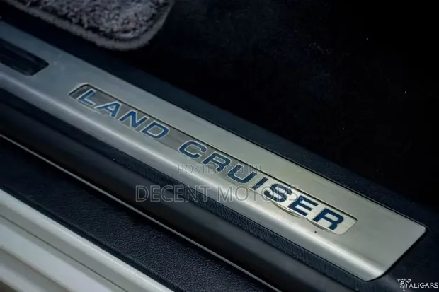 Toyota Land Cruiser 4.6 V8 ZX 2020 - 1