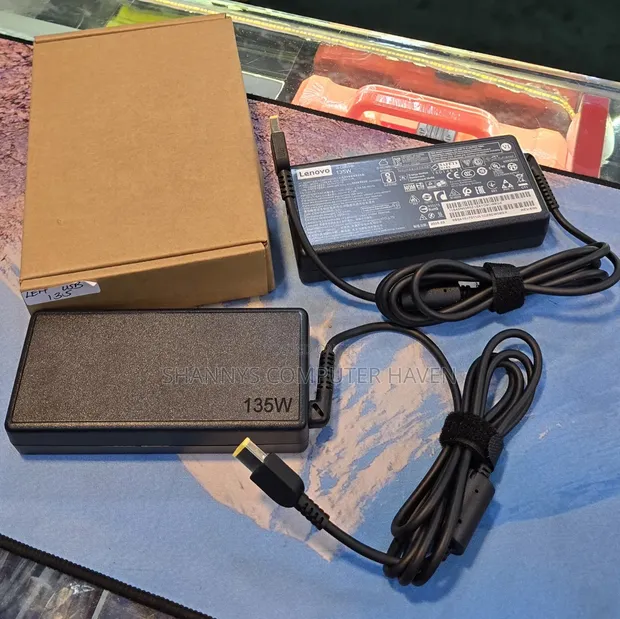 Lenovo 135W USB Power Adapter - 1