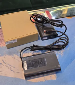 Dell USB-C 65W Oval Laptop Adapter